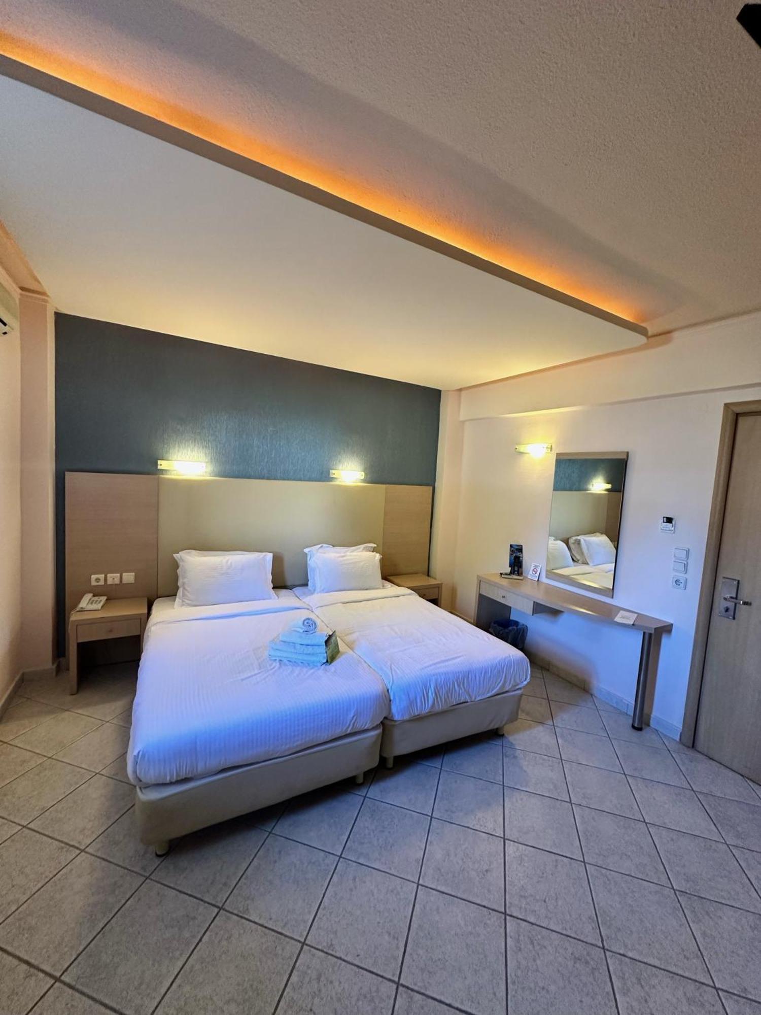 Tselikas Hotel Kozani Pokoj fotografie