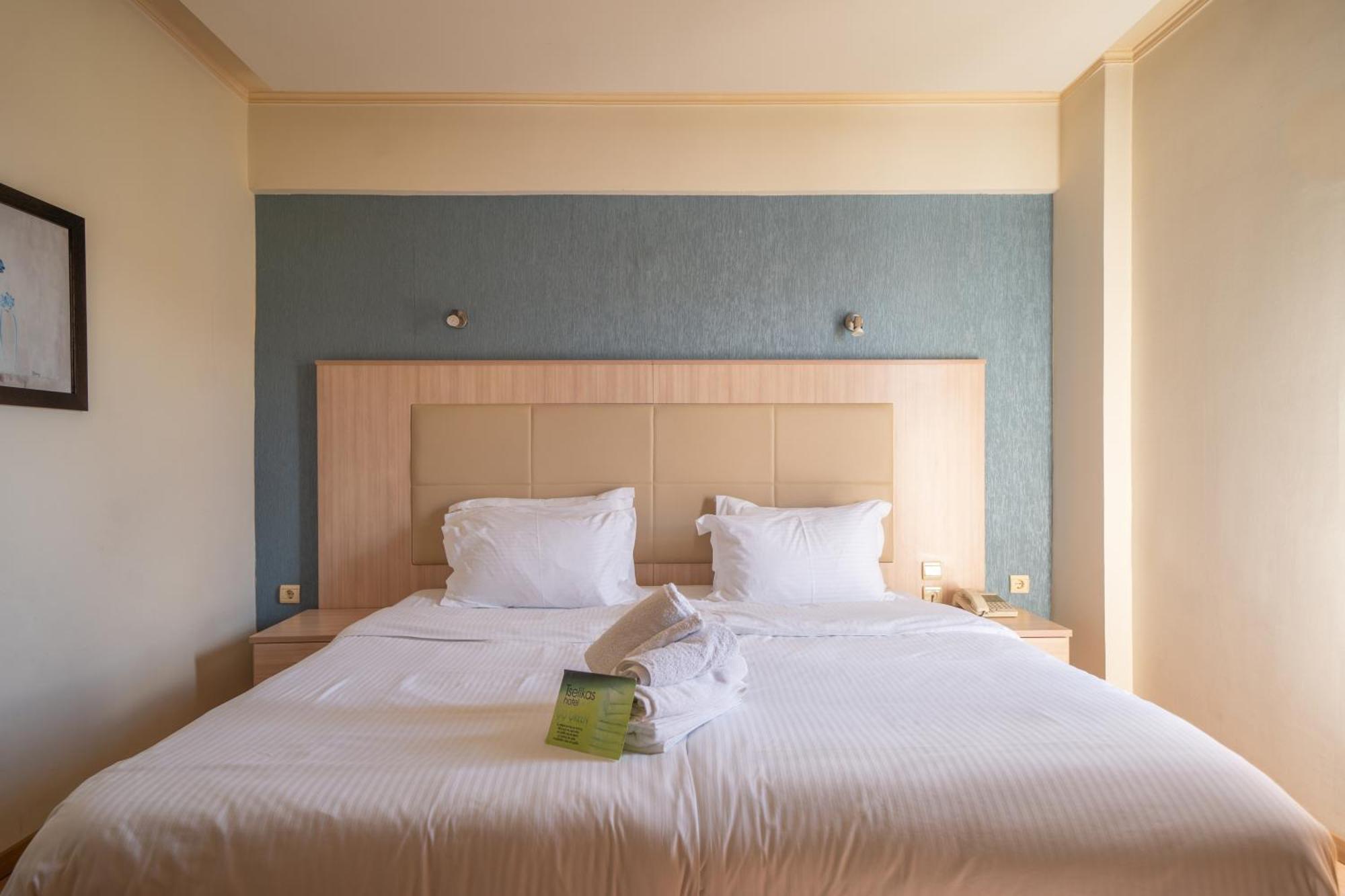 Tselikas Hotel Kozani Pokoj fotografie
