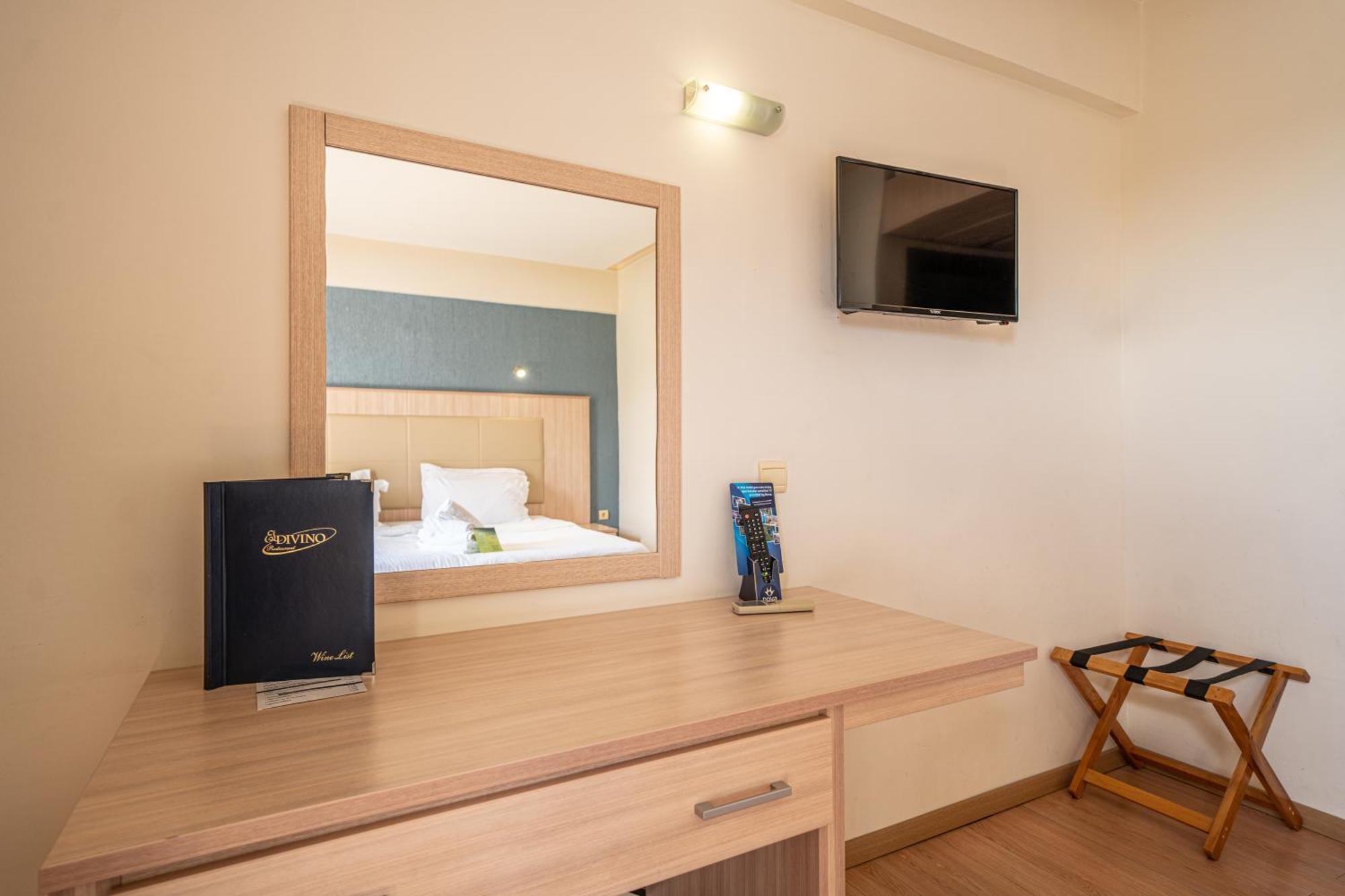 Tselikas Hotel Kozani Pokoj fotografie