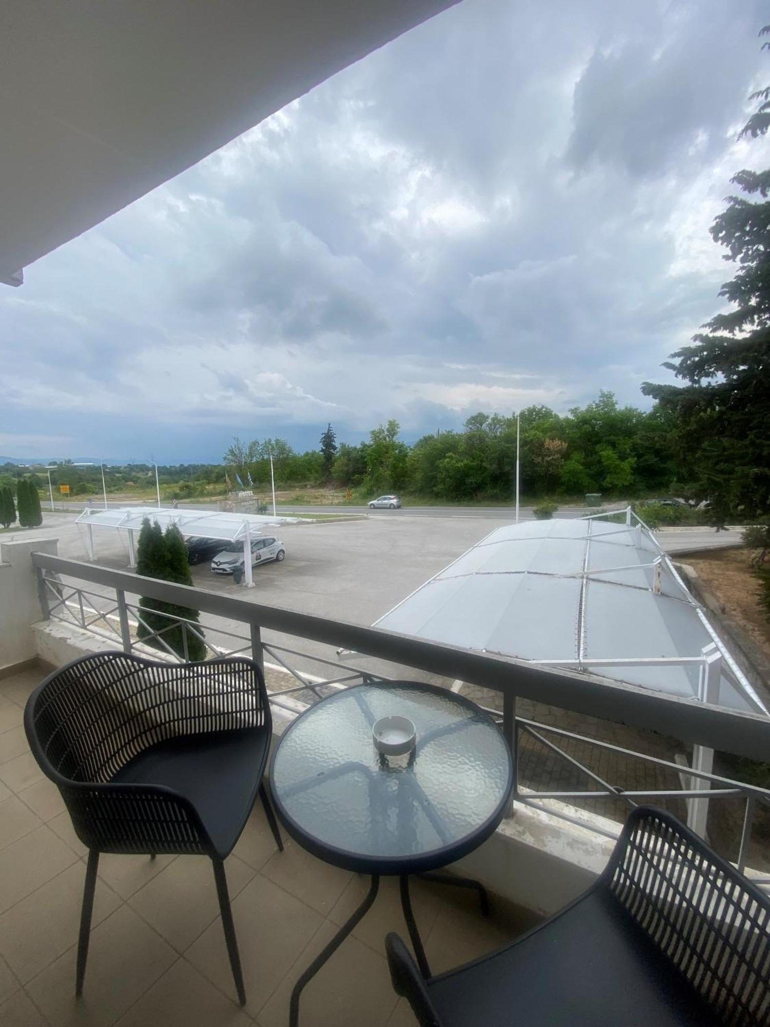Tselikas Hotel Kozani Exteriér fotografie